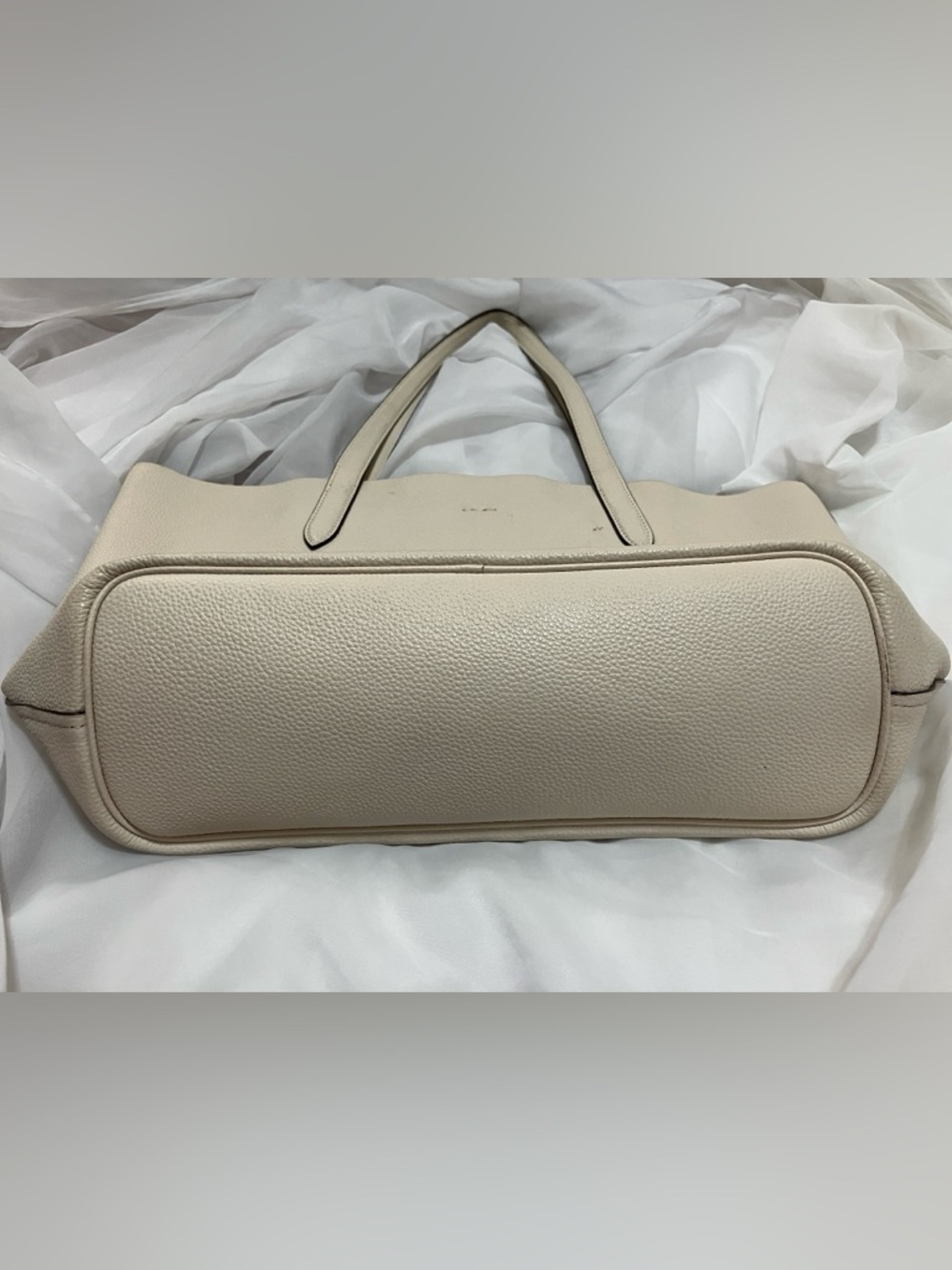 Cameron Tote - Picture 8 of 13